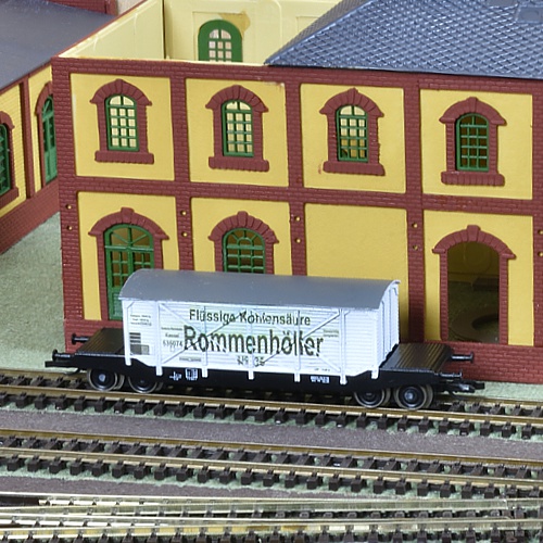 Inspiriert durch das Modell eines Werksgüterwagen der Firma Rommenhöller.